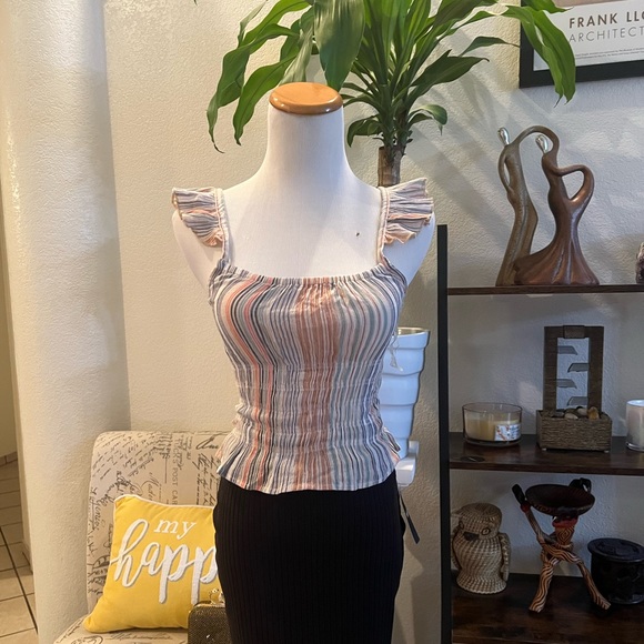 Derek Heart Tops - ✅ NWOT Sleeveless Top